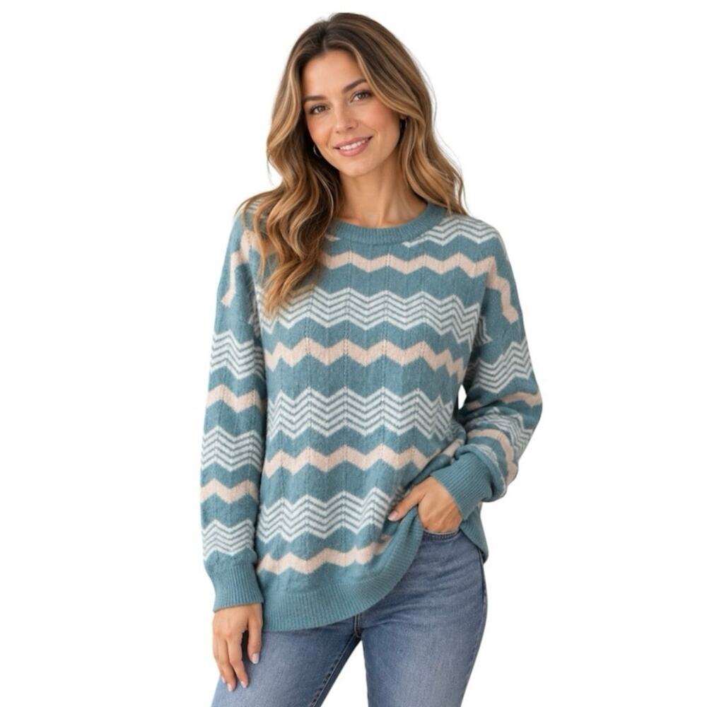 Andree by Unit Women Size Small S Blue Light Pink Chevron Print Pullover Sweater